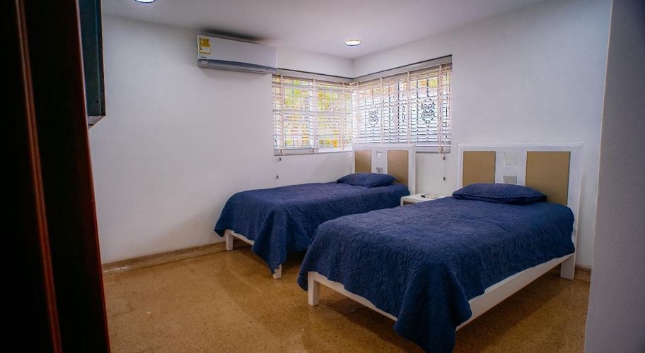 Casa de 4 alcobas en venta en Ciudad Jardin, Cali, 1543 m² · foto 21 de 24