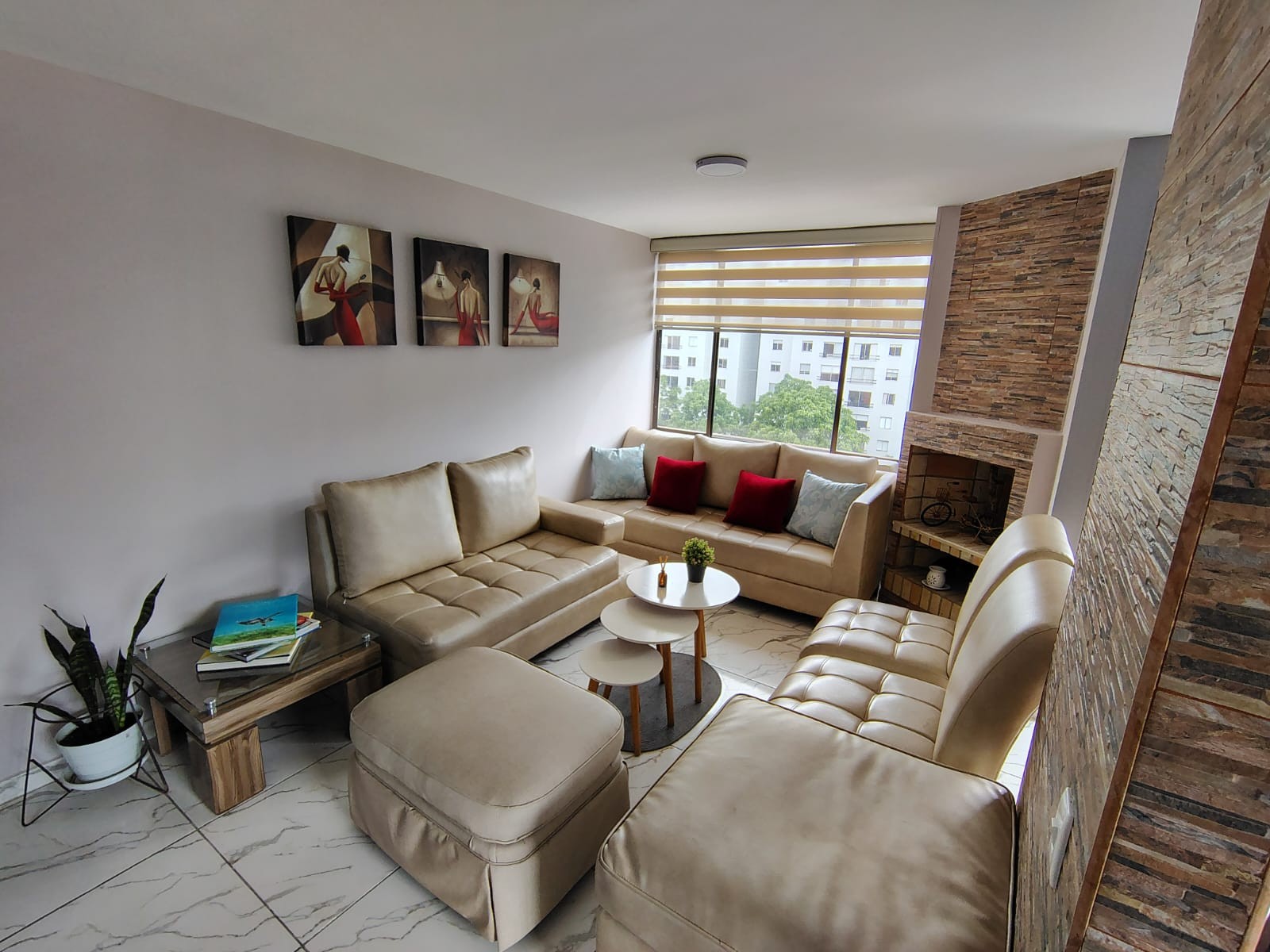 Apartamento en venta en Pradera Norte, Bogotá · foto 2 de 24