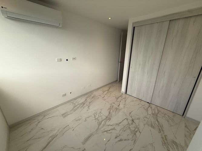 Apartamento de 3 alcobas en arriendo en Castropol, Medellín, 116 m² · foto 7 de 19