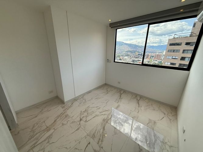 Apartamento de 3 alcobas en arriendo en Castropol, Medellín, 116 m² · foto 12 de 19