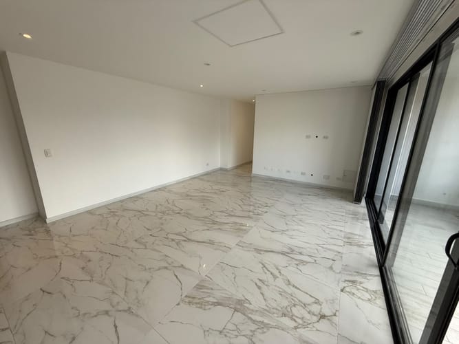 Apartamento de 3 alcobas en arriendo en Castropol, Medellín, 116 m² · foto 13 de 19