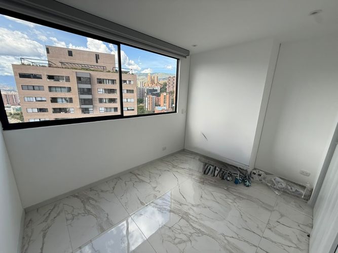 Apartamento de 3 alcobas en arriendo en Castropol, Medellín, 116 m² · foto 10 de 19