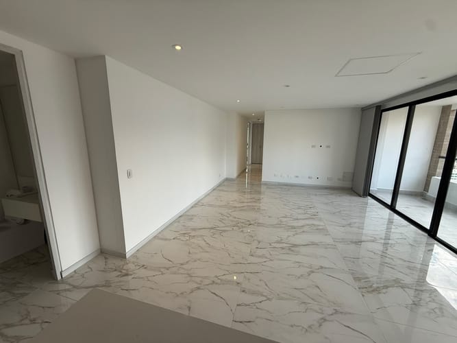 Apartamento de 3 alcobas en arriendo en Castropol, Medellín, 116 m² · foto 14 de 19