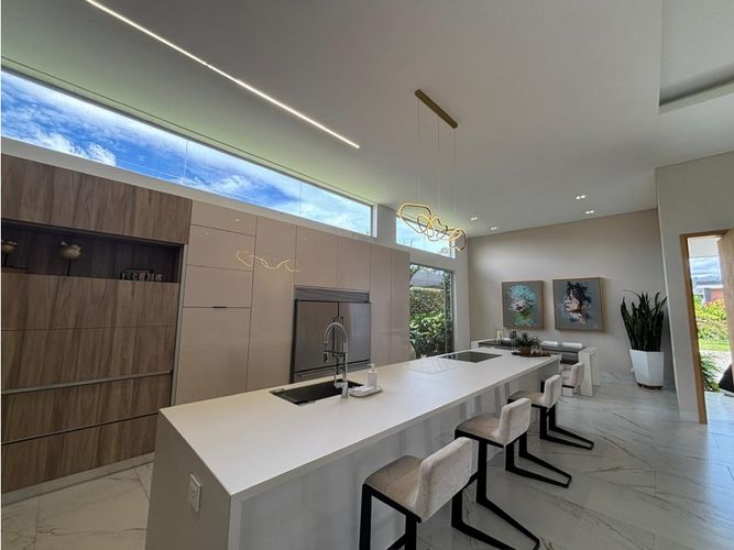 Casa de 4 alcobas en venta en Llano Grande, Rionegro, 480 m² · foto 7 de 20
