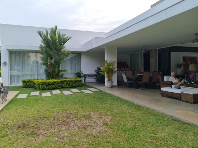 Casa de 4 alcobas en venta en Pance, Cali, 420 m² · foto 3 de 17