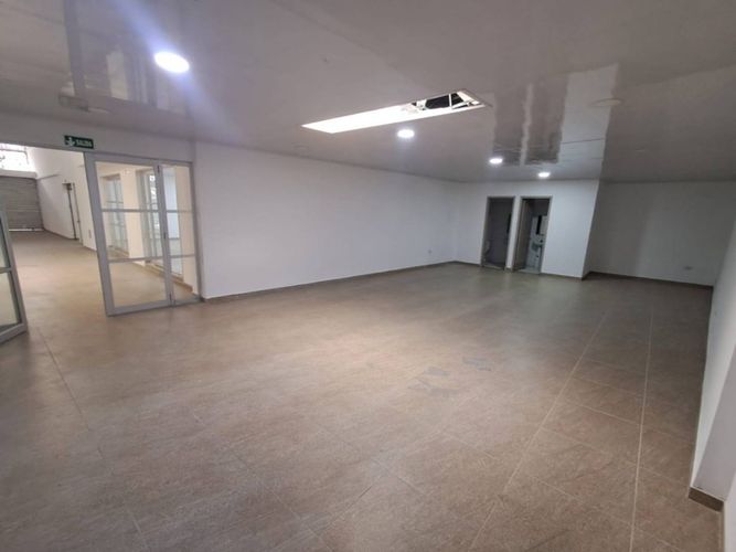 Local en arriendo en Centro, Neiva, 800 m² · foto 7 de 21