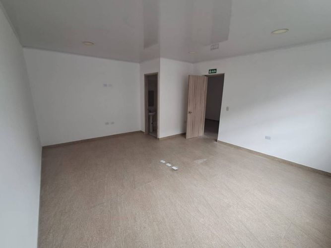 Local en arriendo en Centro, Neiva, 800 m² · foto 20 de 21