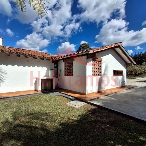 Casa de 3 alcobas en venta en Quirama, El Carmen de Viboral · foto 3 de 22