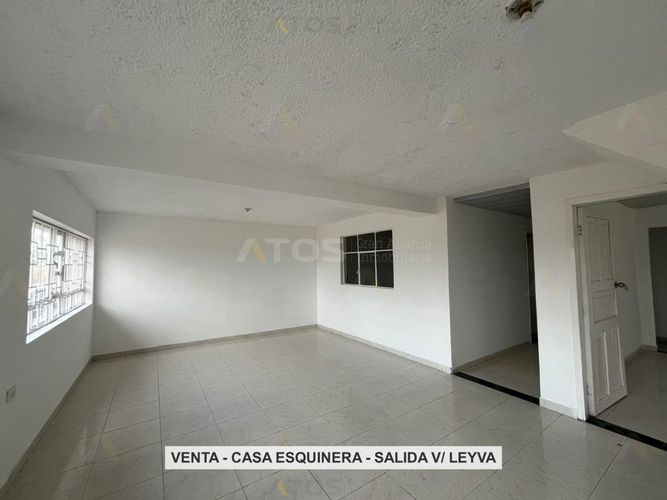 Casa de 9 alcobas en venta en Tunja, Tunja, 288 m² · foto 4 de 24