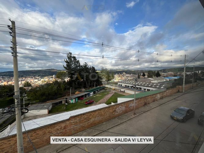Casa de 9 alcobas en venta en Tunja, Tunja, 288 m² · foto 21 de 24