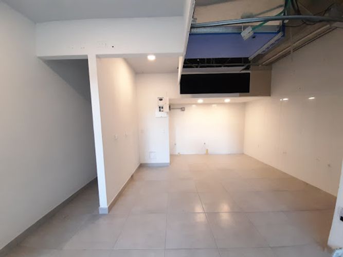 Local en arriendo en Calasanz, Medellín, 28 m² · foto 2 de 8