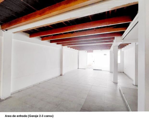Casa de 4 alcobas en venta en Pontevedra, Bogotá, 510 m² · foto 2 de 23
