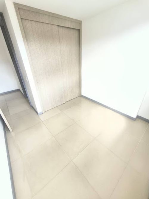 Apartamento de 3 alcobas en arriendo en Manuel Restrepo, Sabaneta, 77 m² · foto 4 de 19