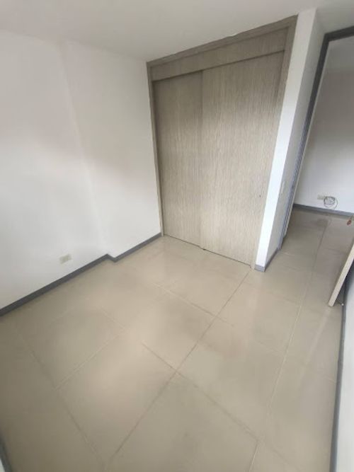 Apartamento de 3 alcobas en arriendo en Manuel Restrepo, Sabaneta, 77 m² · foto 8 de 19