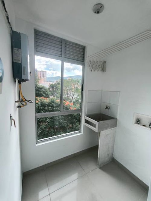Apartamento de 3 alcobas en arriendo en Manuel Restrepo, Sabaneta, 77 m² · foto 15 de 19