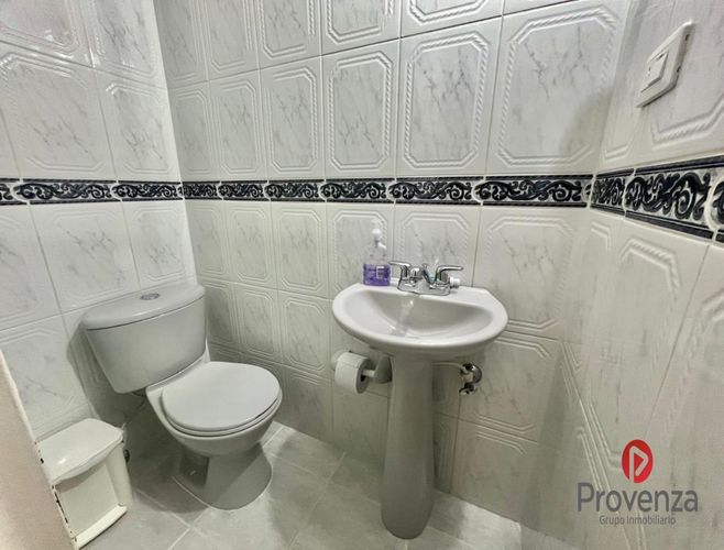 Casa de 5 alcobas en venta en Belén Rincón, Medellín, 109 m² · foto 11 de 16