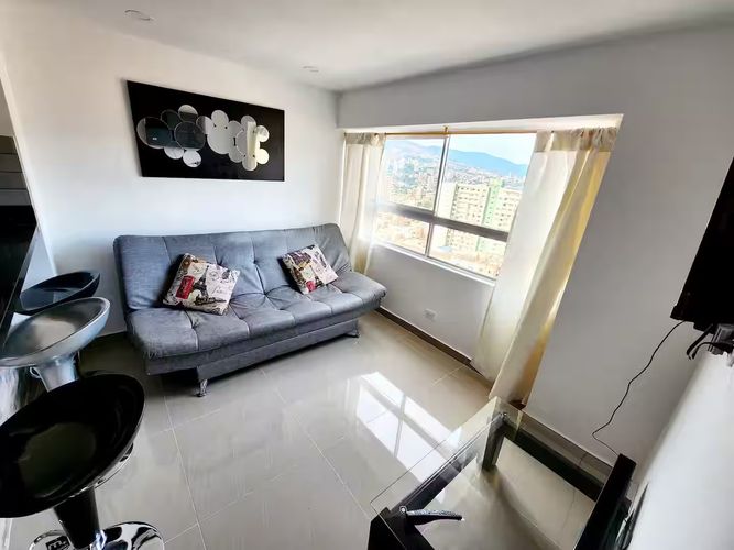 Apartaestudio en venta en Cristobal, Medellín, 34 m² · foto 2 de 9