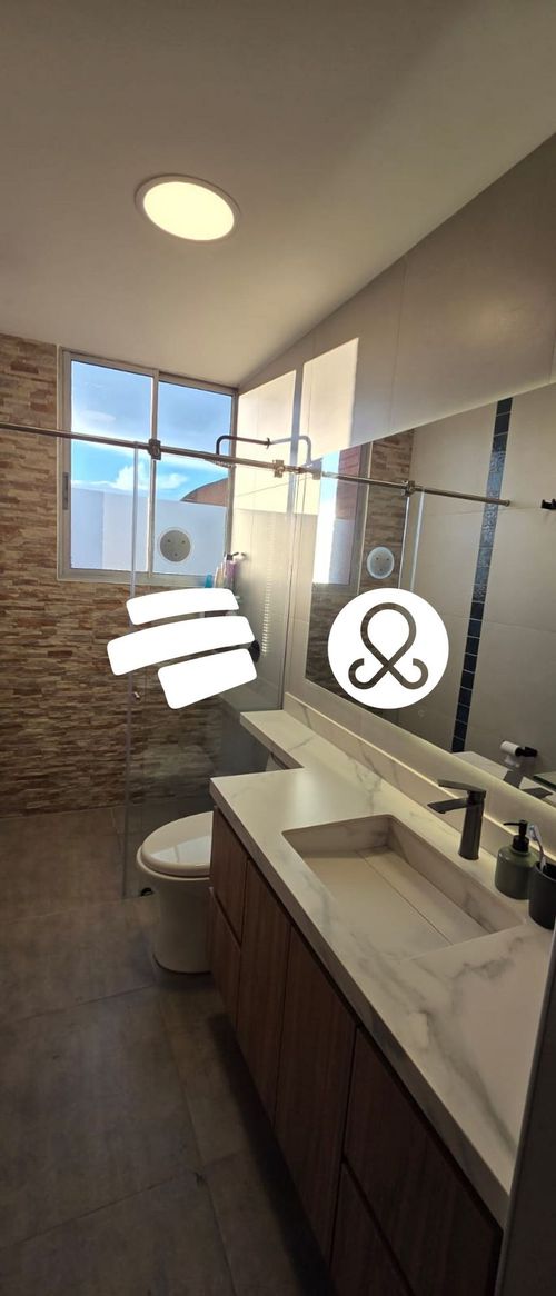 Apartamento de 2 alcobas en venta en Chicó Navarra, Bogotá, 121 m² · foto 11 de 19
