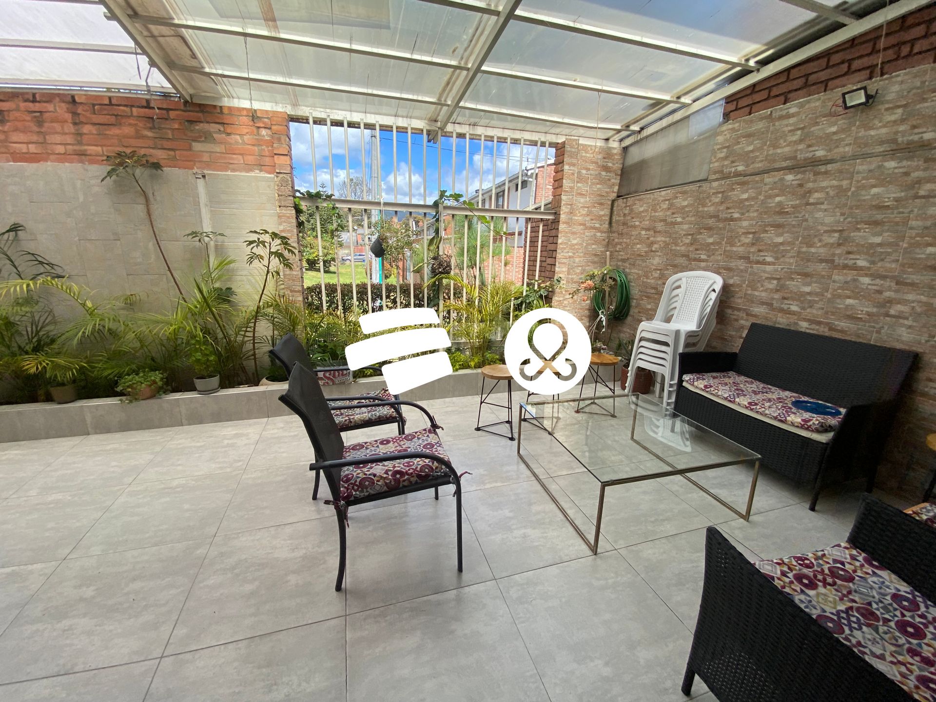 Casa en venta en Lagos De Cordoba, Bogotá · foto 5 de 24