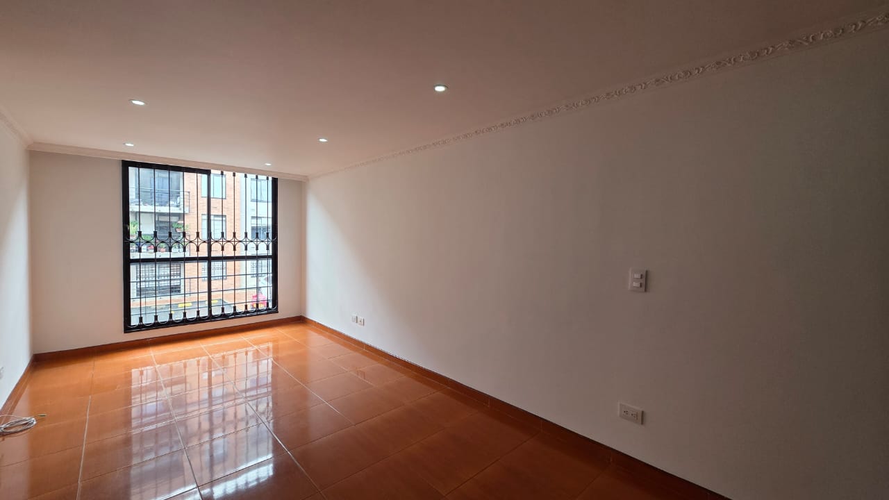 Apartamento en venta en Suba Salitre, Bogotá · foto 4 de 17