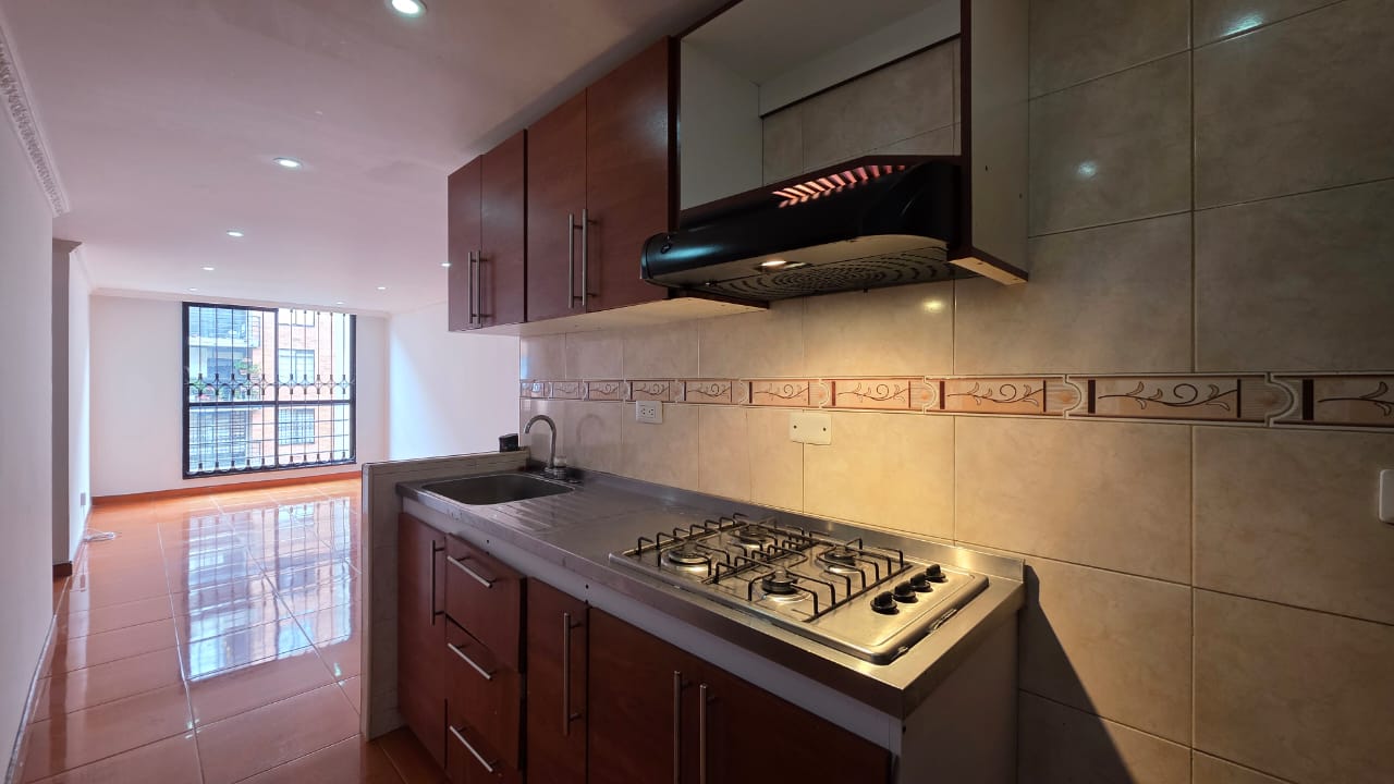 Apartamento en venta en Suba Salitre, Bogotá · foto 2 de 17