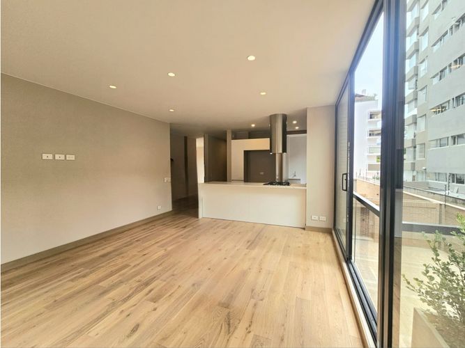 Apartamento de 2 alcobas en venta en La Cabrera, Bogotá, 89 m² · foto 2 de 17