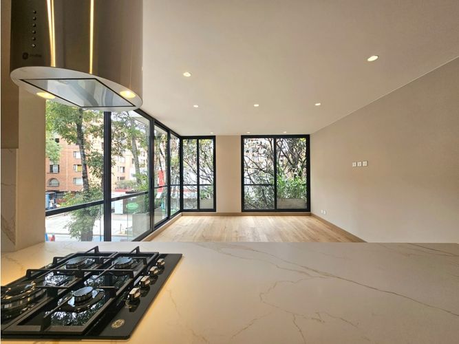 Apartamento de 2 alcobas en venta en La Cabrera, Bogotá, 89 m² · foto 3 de 17