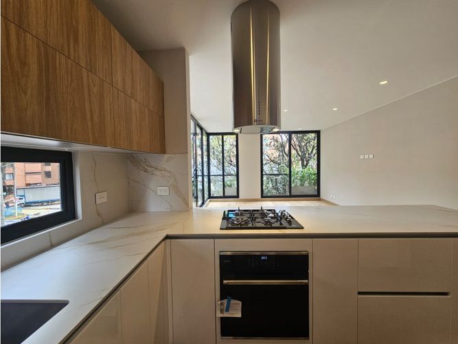 Apartamento de 2 alcobas en venta en La Cabrera, Bogotá, 89 m² · foto 4 de 17
