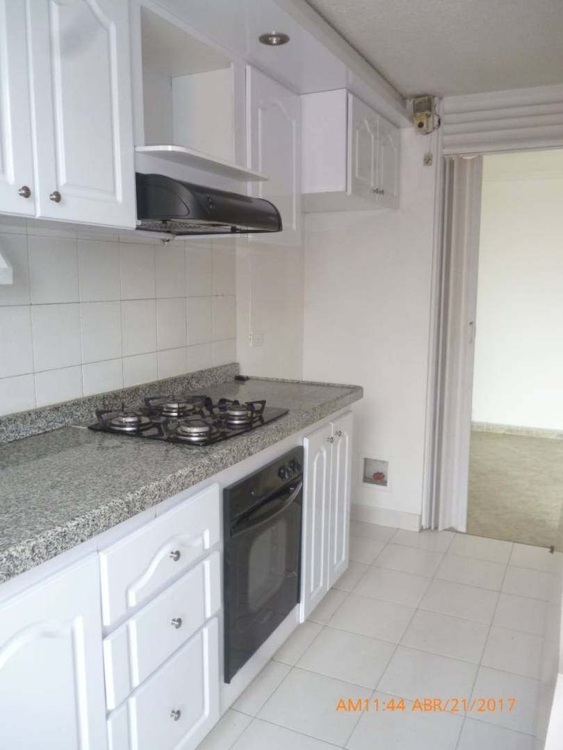 Apartamento en venta en Fontibon, Bogotá · foto 7 de 24