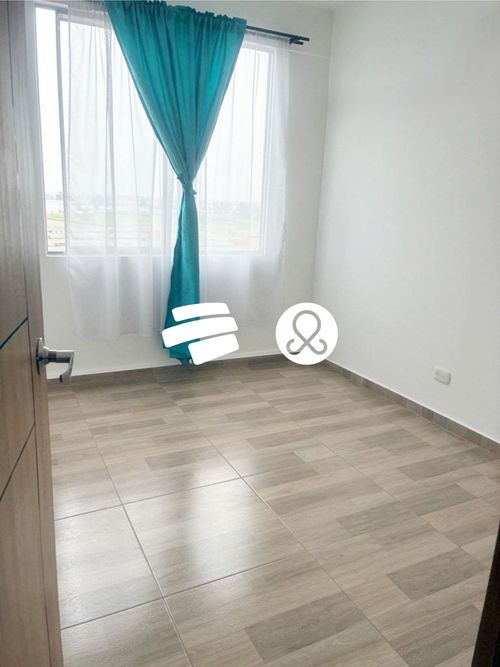 Apartamento de 3 alcobas en venta en San Pedro, Madrid, 55 m² · foto 13 de 24