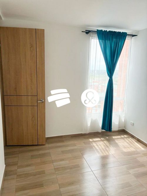 Apartamento de 3 alcobas en venta en San Pedro, Madrid, 55 m² · foto 15 de 24