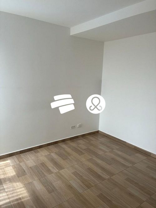 Apartamento de 3 alcobas en venta en San Pedro, Madrid, 55 m² · foto 19 de 24