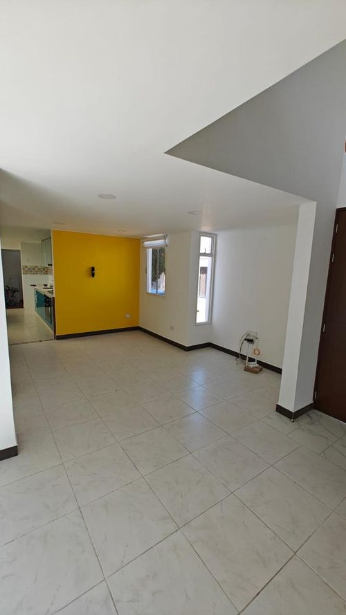Casa de 3 alcobas en arriendo en Picaleña Y Mirolindo, Ibagué, 171 m² · foto 15 de 16
