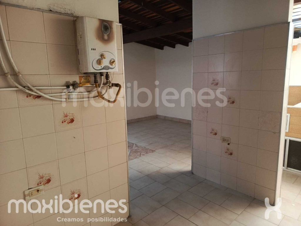 Apartamento en venta en La Ferreria, La Estrella · foto 6 de 14