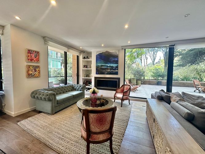 Apartamento de 3 alcobas en venta en La Cabrera, Bogotá, 170 m² · foto 19 de 24