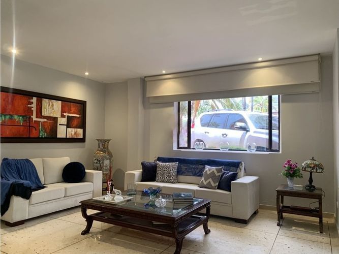 Casa de 4 alcobas en venta en Buenavista, Barranquilla, 504 m² · foto 2 de 23