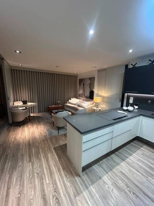 Apartamento de 2 alcobas en arriendo en El Poblado, Medellín, 100 m² · foto 4 de 7