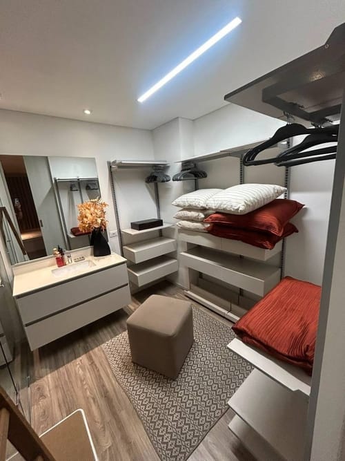 Apartamento de 2 alcobas en arriendo en El Poblado, Medellín, 100 m² · foto 5 de 7