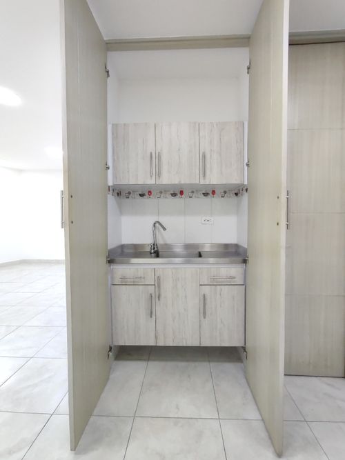 Oficina en arriendo en Latino, Cúcuta, 48 m² · foto 4 de 5