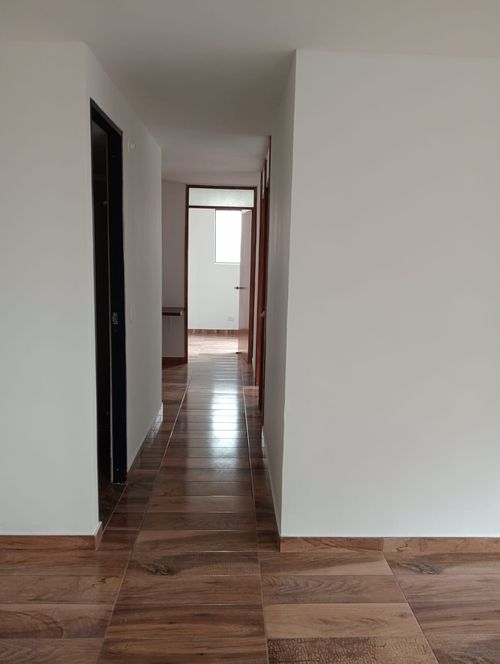 Apartamento de 3 alcobas en arriendo en El Cortijo, Madrid, 59 m² · foto 10 de 14