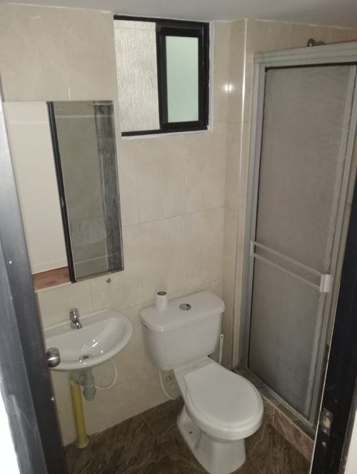 Apartamento de 3 alcobas en arriendo en El Cortijo, Madrid, 59 m² · foto 12 de 14