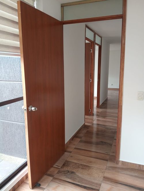Apartamento de 3 alcobas en arriendo en El Cortijo, Madrid, 59 m² · foto 5 de 14