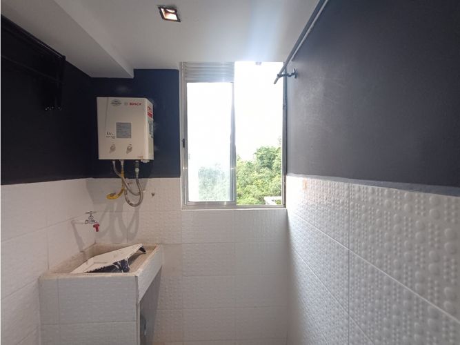 Apartamento de 2 alcobas en venta en San Jose, Sabaneta, 60 m² · foto 14 de 22