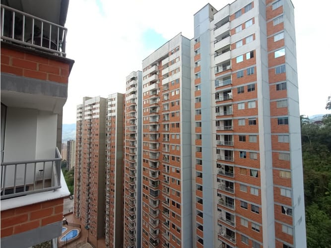 Apartamento de 2 alcobas en venta en San Jose, Sabaneta, 60 m² · foto 22 de 22