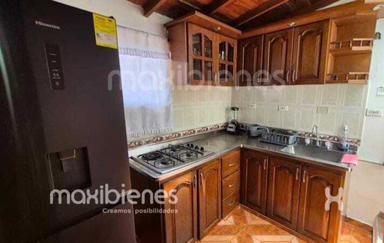 Casa de 6 alcobas en venta en Castilla, Medellín, 200 m² · foto 11 de 24