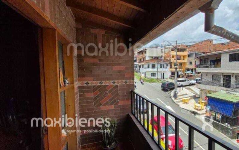 Casa de 6 alcobas en venta en Castilla, Medellín, 200 m² · foto 21 de 24