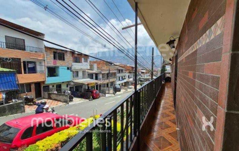 Casa de 6 alcobas en venta en Castilla, Medellín, 200 m² · foto 22 de 24