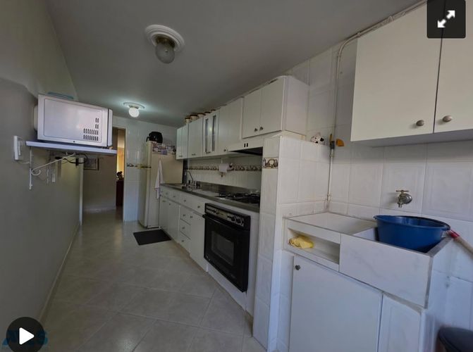Apartamento en venta en Laureles, Medellín · foto 4 de 24