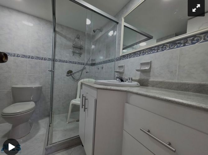 Apartamento en venta en Laureles, Medellín · foto 6 de 24