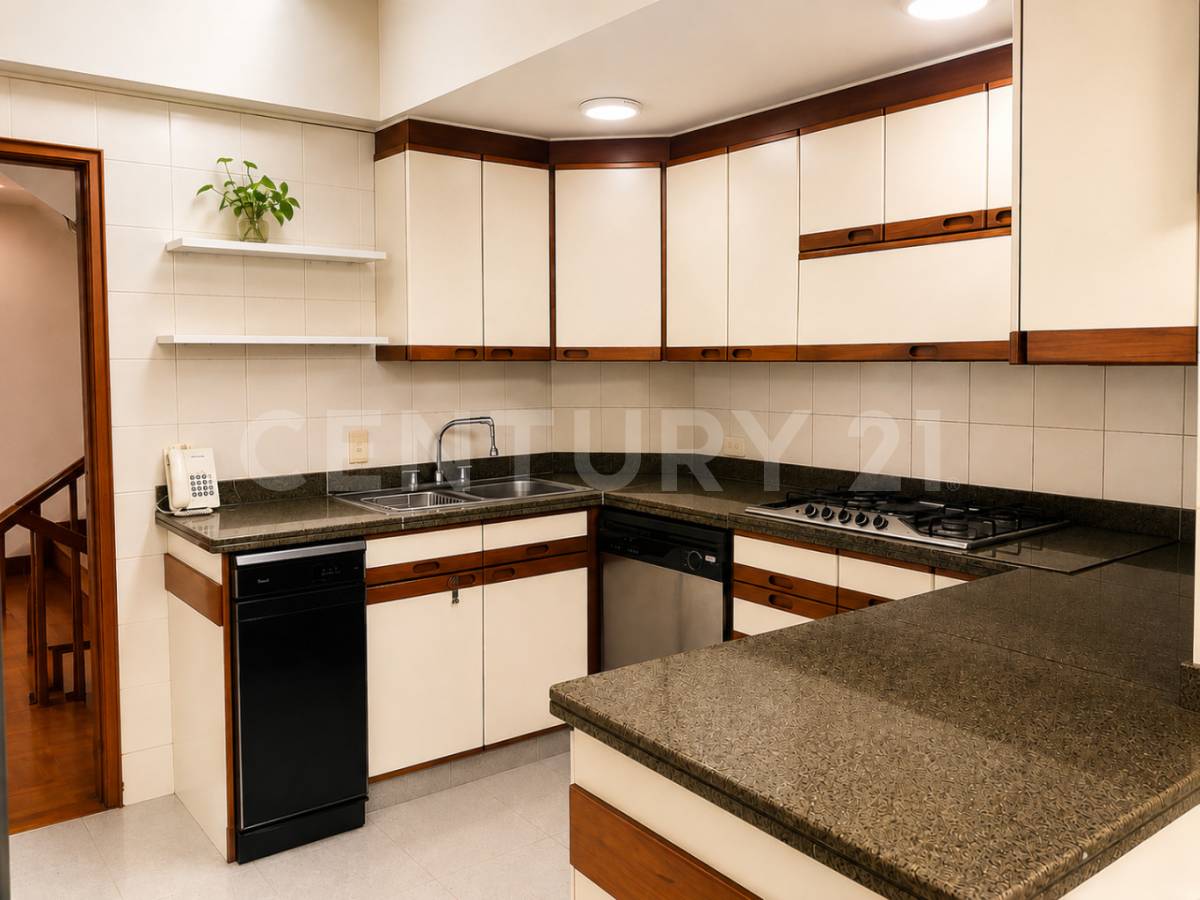 Casa en venta en Cerros De Suba, Bogotá · foto 8 de 22